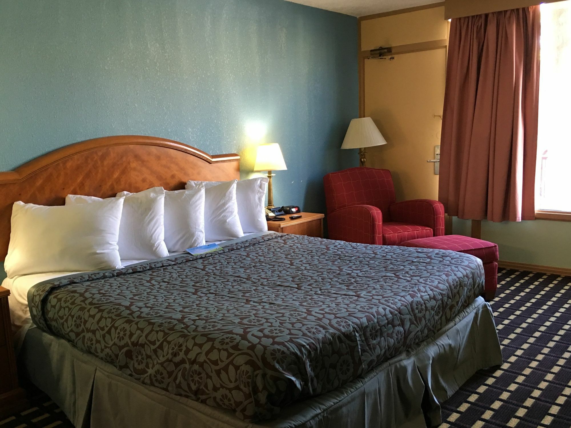 Days Inn By Wyndham Sharonville Exteriör bild