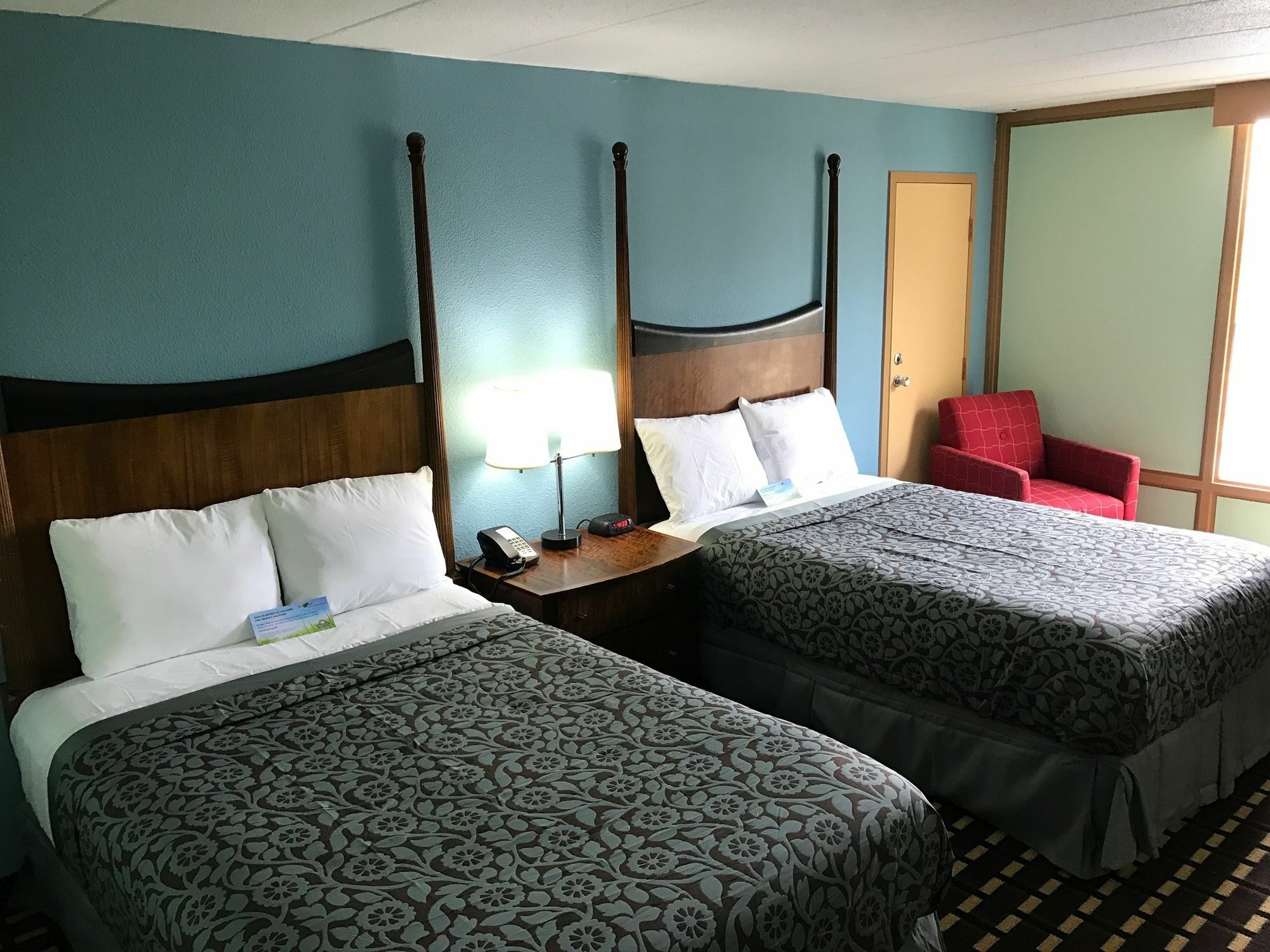 Days Inn By Wyndham Sharonville Exteriör bild